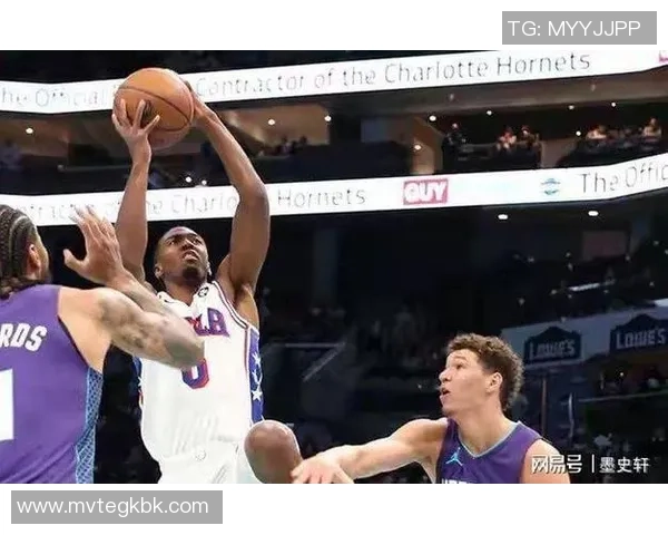 泰瑞斯·马克西得分38分带领费城76人队以121-114打败达拉斯独行侠